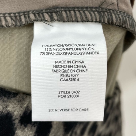 CAbi Leopard Jungle Grey Neutral Animal Print Exposed Zipper Skirt with Pockets - Picture 6 of 13